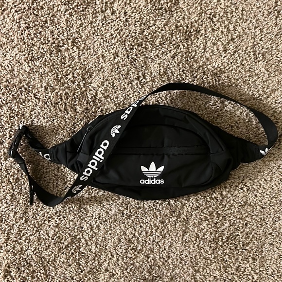 adidas Other - Adidas Fanny Pack